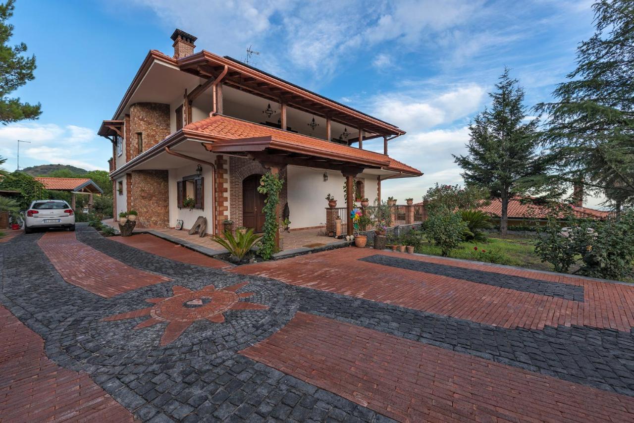 Etna Casa Del Sole Bed & Breakfast Nicolosi Dış mekan fotoğraf